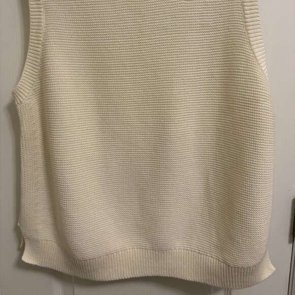 Banana Republic Sweater Vest - L - Picture 2 of 5